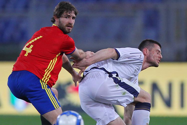 Yeray Alvarez posts defiant message after pulling out of Spain Under-21 squad following cancer return