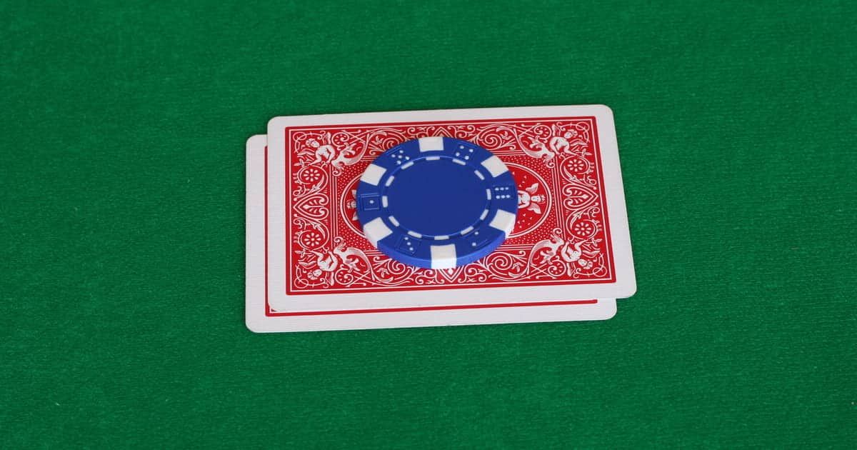 Hướng dẫn về bài Poker Stud 7 lá | Tự nhiên8