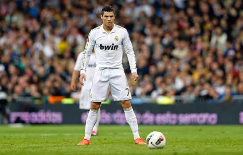 Thống kê: Những pha đá phạt của Ronaldo ngày càng tệ hơn