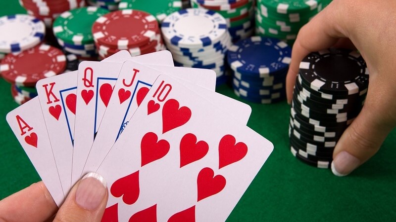 Những điều người chơi cần biết về thùng phá sảnh trong Poker