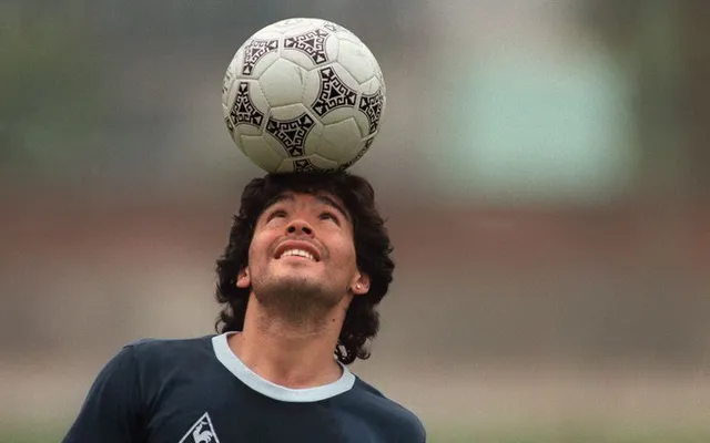 Chủ tịch Liên đoàn bóng đá Việt Nam gửi thư chia buồn tới gia đình huyền thoại bóng đá Diego Maradona | VTV.VN