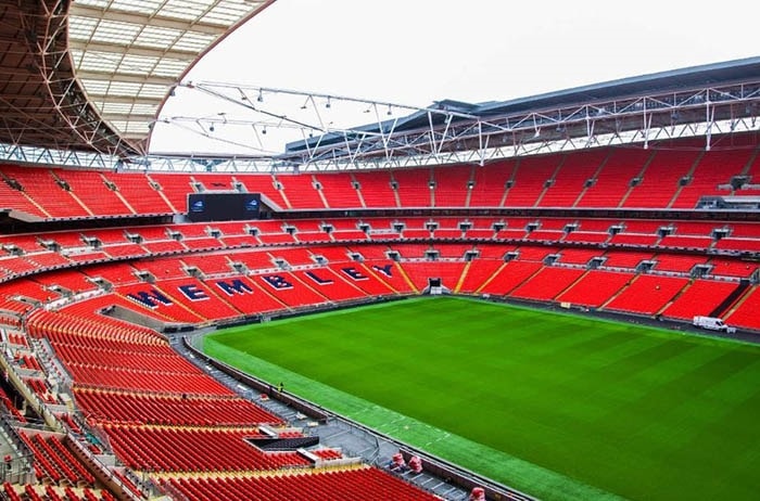 Giải Ngoại hạng Anh sử dụng Wembley làm sân trung lập